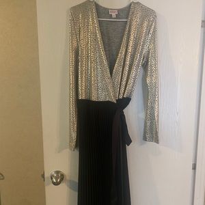 Lularoe Deanna wrap dress